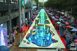 2013年世界最长3D地画《蓝之梦》，在深圳盐田区展出。