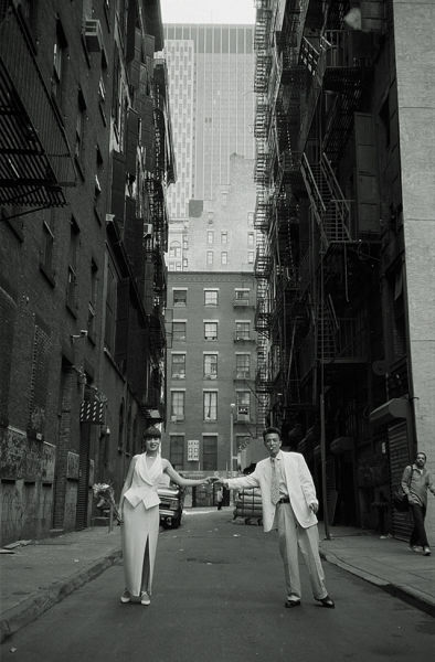 1993 年，刘小东、喻红结婚，倪军拍摄