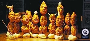 卜云鹏：核雕创作需要疯狂与坚持