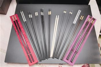 收藏筷子 钻研“箸文化”