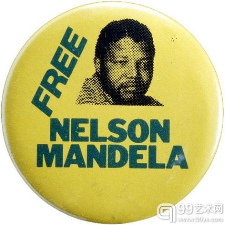 大英博物馆收藏的曼德拉反种族隔离徽章 约1984