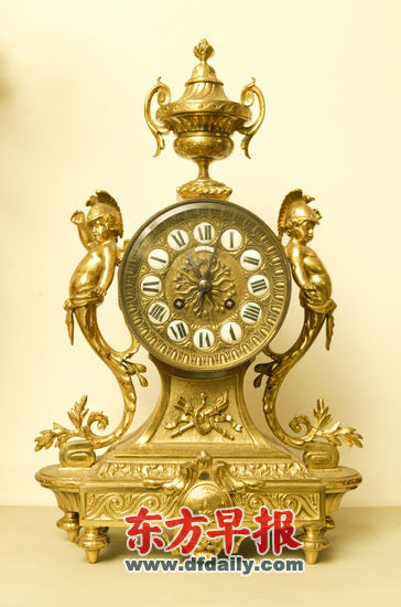 19世纪后期法国铜鎏金古董钟