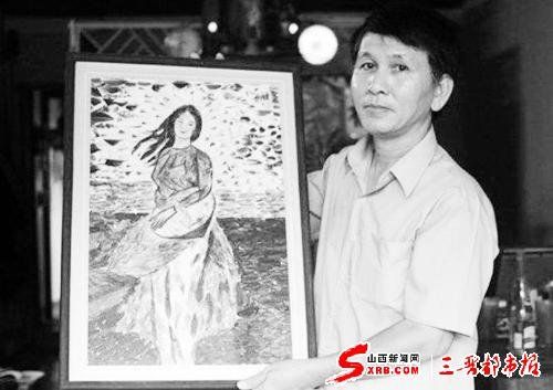 越南艺术家用鸡毛绘出的精美肖像画