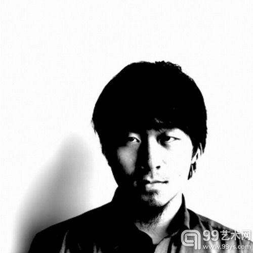 王基宇，中央美术学院实验艺术系硕士，青年艺术家、策展人、独立撰稿人。