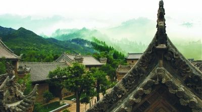 西安关中民俗艺术博物院已抢救性征集、保护了40多套明清古民居院落。