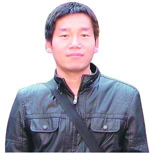 张玉雯 　　上海某高校副研究员，业余时间喜欢收藏高古瓷，主要藏品为磁州窑系的瓷枕，六十余方。