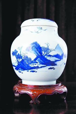 崇祯-顺治青花山水人物莲子罐
