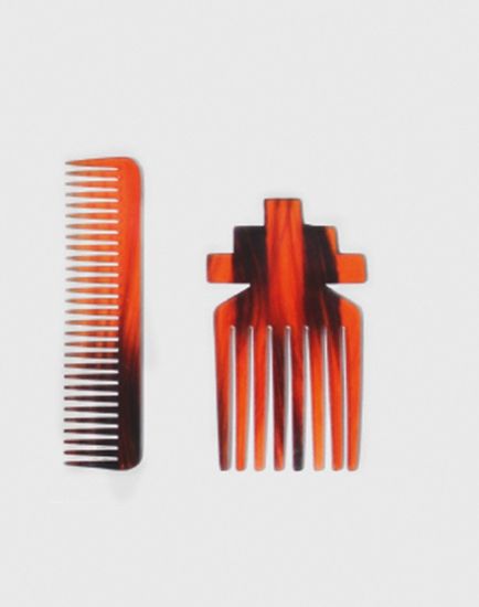 人类毛发融合生物树脂做成的梳子