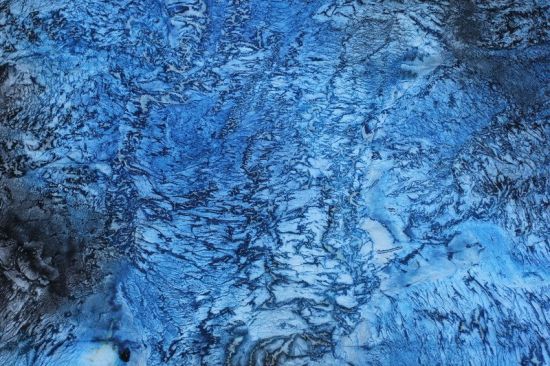 胡又笨 《蓝色的山河》（局部），综合材料，2013