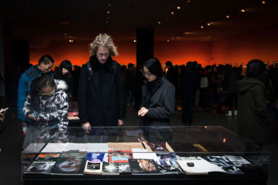 2013年12月2日 弗朗西斯·培根中国首展，引起广泛关注