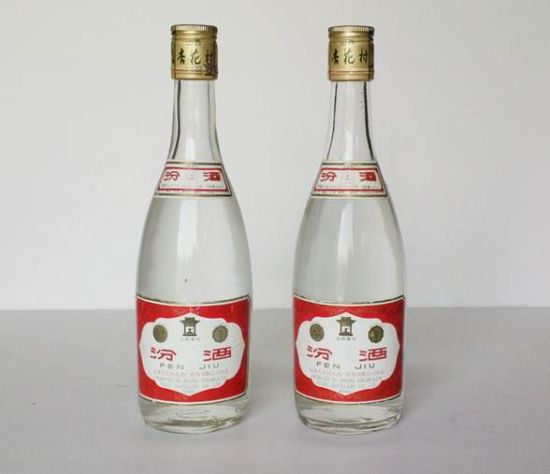 　山西汾酒1988年一对(拍品编号：68)落槌价4600元