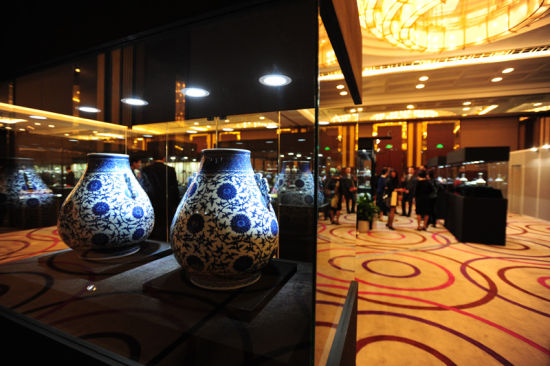 中国嘉德2015春拍瓷器部分预展现场