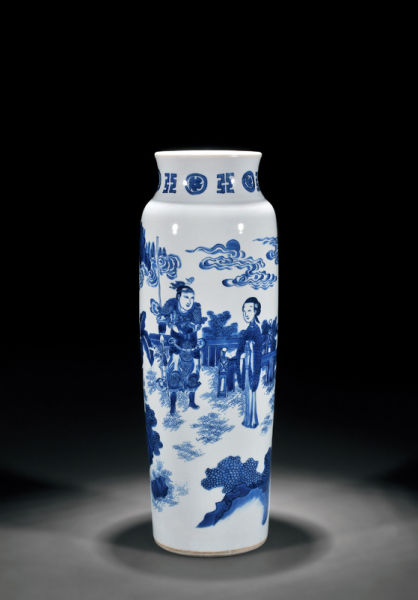 明崇祯 青花三国演义之凤仪亭人物故事图筒瓶 92万元成交