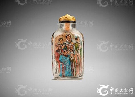 图为1987年中国《永乐宫壁画》(MuralsintheYongleTemple)玻璃鼻烟壶，拍前估价为500至800澳元。图片</p>

<p>　　据悉，如此大规模的甄选藏品是由澳大利亚新南威尔士州(NewSouthWales)的拉姆斯登(Lumsden)家族耗费二十多年的时间精心收藏。上拍藏品各种繁多，从十九世纪传统内画瓶到绘有历史图案的现代鼻烟壶，其中包括数件罕见稀有珍品。</p>

<p>　　邦瀚斯亚洲艺术专家伊薇特·克莱因(YvettKlein)表示最独特的鼻烟壶藏品产自于20世纪六十至七十年代中国文化大革命时期，其上绘有革命宣传图片和毛主席语录。“很少有人知道文化大革命时期仍有出色艺术家致力于内画鼻烟壶的工作，因此此类藏品在市场上非常罕见。随着近来毛泽东时代艺术品的风靡及其在国际市场上的价格上涨，我们对藏家就这些藏品做出的反应拭目以待。”</p>

<p>　　据悉，拉姆斯登家族于20世纪八十年代开始从中国香港备受尊崇的艺术品经销商手中和澳大利亚拍会上购买并收藏鼻烟壶。</p>

<p>　　值得一提的是，将有172件珍贵鼻烟壶藏品作为邦瀚斯《亚洲艺术珍品》主题专场拍会的一部分上拍，拍前估价从数百澳元至上千澳元不等，必将引发藏家的激烈竞夺。</p>

<p>　　回顾近期国际拍卖业绩，现代鼻烟壶取得了不俗的成绩。去年，《共产党领导人》(CommunistLeaders)鼻烟壶在中国香港以1.4417万澳元(约合人民币6.93万元)的价格拍出。2009年，《古代青铜》(ArchaicBronze)图案鼻烟壶最终竞得了12.3574万澳元(约合人民币59.4万元)的高价。(中国文物网编译报道)</p>

<p>　　文章</p>
<!-- publish_helper_end -->
                 

					<div class=