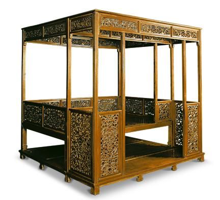 清 黄花梨龙凤纹十柱大拔步床