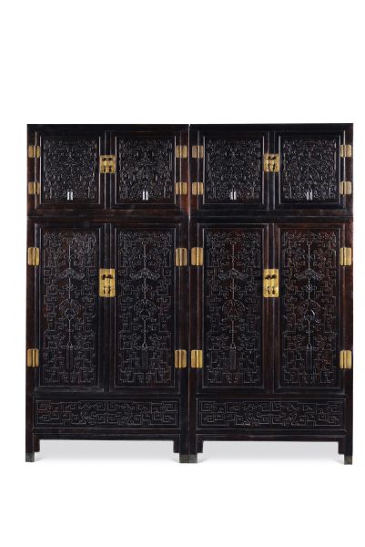 清乾隆 紫檀高浮雕吉庆有余顶箱式四件柜 