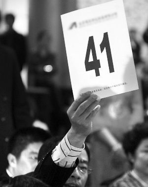 一位资深人士表示，“文物拍牌行业一直以来存在的一个突出问题，各类文物专业人士非常紧缺，已经到了非常严重的程度。” CFP 资料