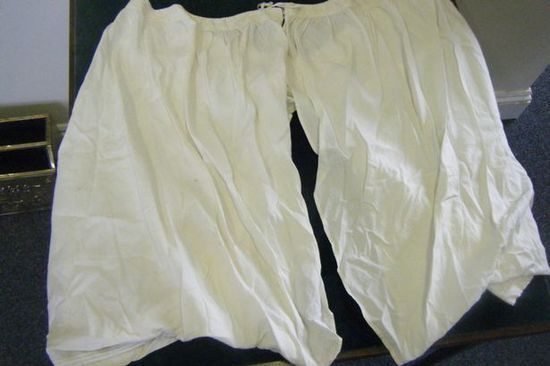 英国维多利亚女王超大号短裤