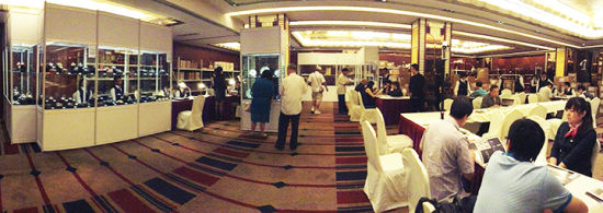 泓盛2014春季文献邮币杂项拍卖会预展现场2