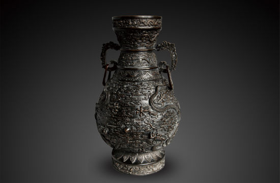 清乾隆 御制云龙纹双耳铜尊