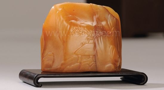 林清卿作田黄石《秋江泛舟图》薄意随形章  重115g  福建东南2014春拍