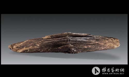 达拉干沉香料（Lot 2959号拍品，重约10060g）最终成交价高达3622.5万元