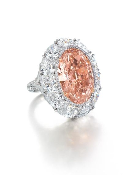 佳士得瑰丽珠宝秋拍8.59亿港元成交 创下亚洲珠宝拍卖最高总成交额