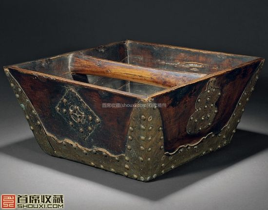 清代铜镶包木质“金满斗”