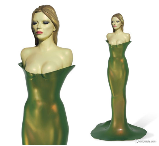 Craig McDean 2002年摄影作品拍得49875英镑