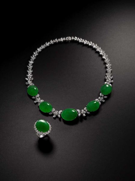 翡翠钻石项链与戒指套装