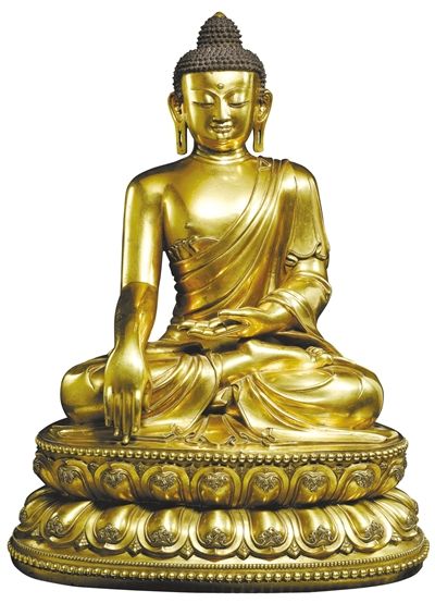 10月8日 明永乐鎏金铜释迦牟尼佛坐像拍出2.36亿港元，创中国雕塑品世界拍卖纪录。
