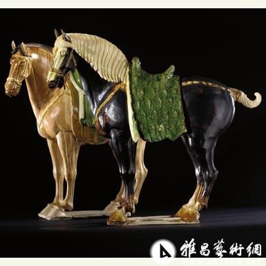 唐 三彩陶马一对  估价待询