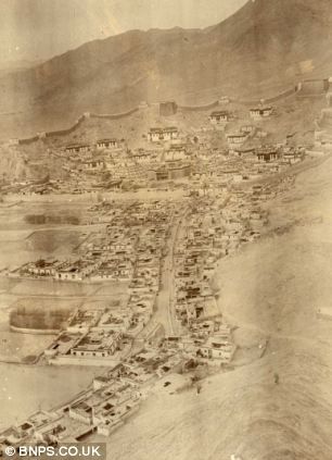 被掠西藏文物在英拍卖：部分高于起拍价20倍