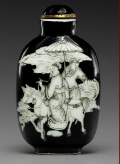 墨彩踏雪寻梅图鼻烟壶