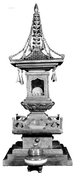 舍利塔将被拍 网友专家都反对 可能建造于金代 估价在10万至15万之间