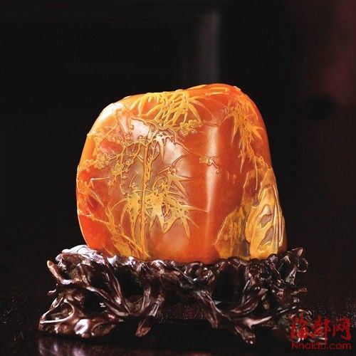 林文举作田黄石《岁寒三友》薄意随形章 151g福建东南2013春拍拍品 