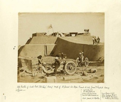 费利斯·比托于1860年代拍摄的大沽炮台。