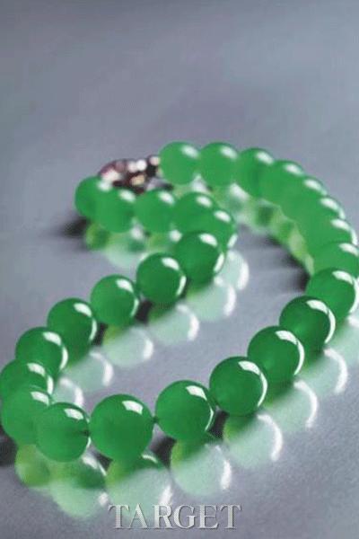 Hutton-Mdivani 天然翡翠珠项链