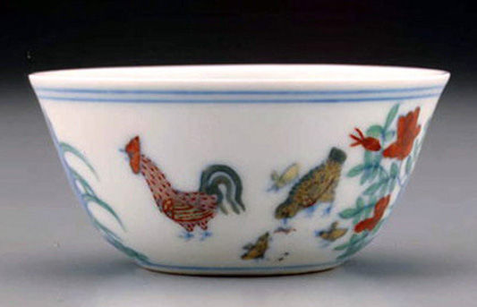 明成化斗彩鸡缸杯