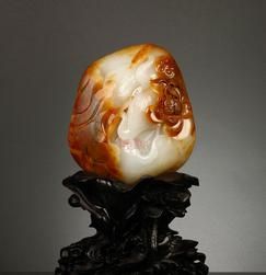 夜宴----顶级和田玉、翡翠珍品专场 和田玉籽料路路连科摆件 作者：吴灶发