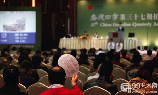 在老百姓的眼里，四季拍卖就像超市