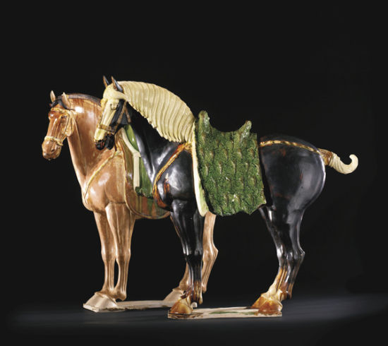 唐 三彩陶马（1对） 157.6万美元 2013年纽约苏富比秋拍