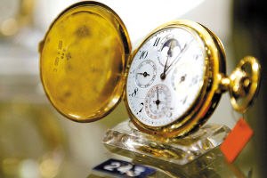 名表、红酒、珠宝等需求日益旺盛。