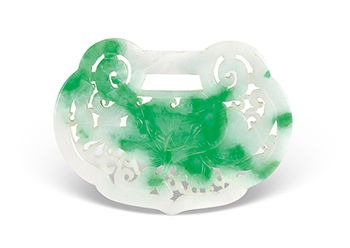 Lot376 清 翡翠福在眼前镂空雕锁片