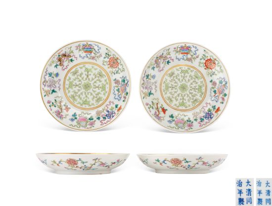 清同治？粉彩八宝吉祥纹盘(一对)
