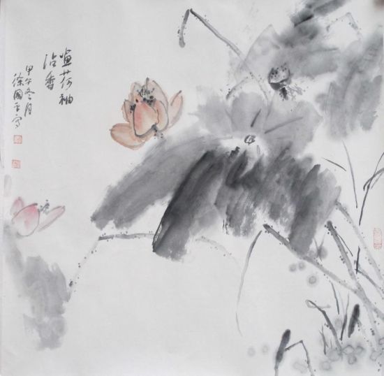 荷花(拍品编号：26) 托片，尺寸：68*68