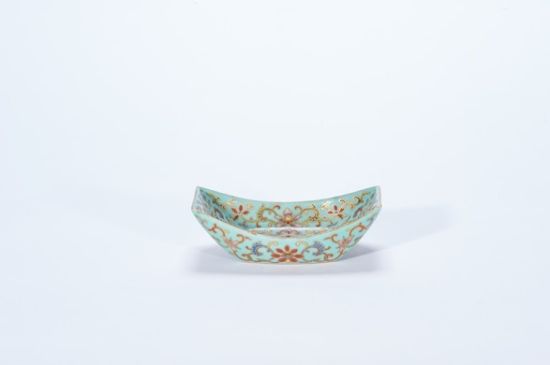 清乾隆 松石绿地粉彩描金福寿茶船