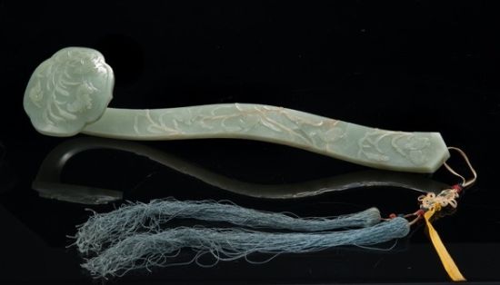 清 青白玉雕长治久安如意