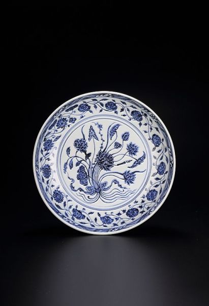 明永乐 青花一束莲纹盘 D 31.1cm