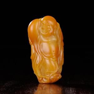 郭懋介作田黄石《皆大欢喜》摆件 重：107g  福建东南2013秋拍